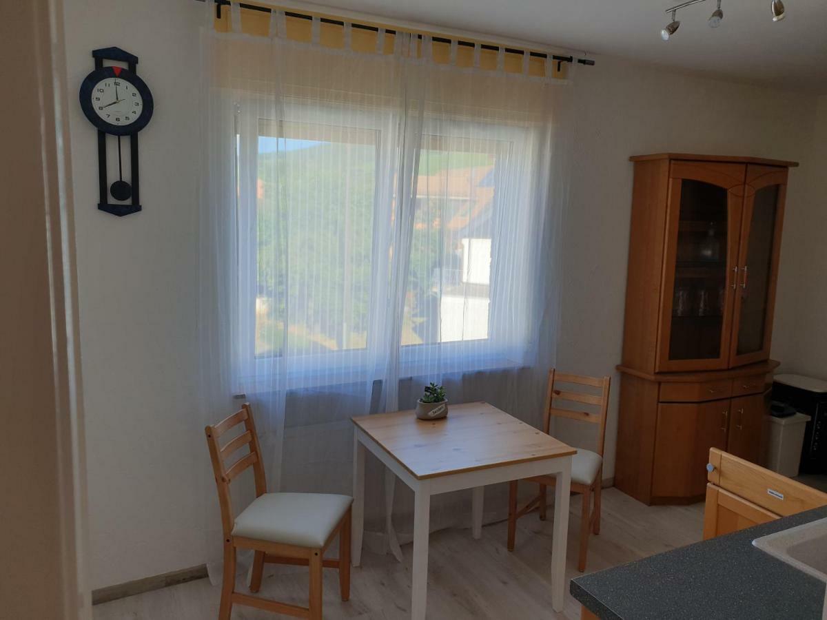 Ferienwohnung Schaefer- Arnold 로데스하임암라인 외부 사진
